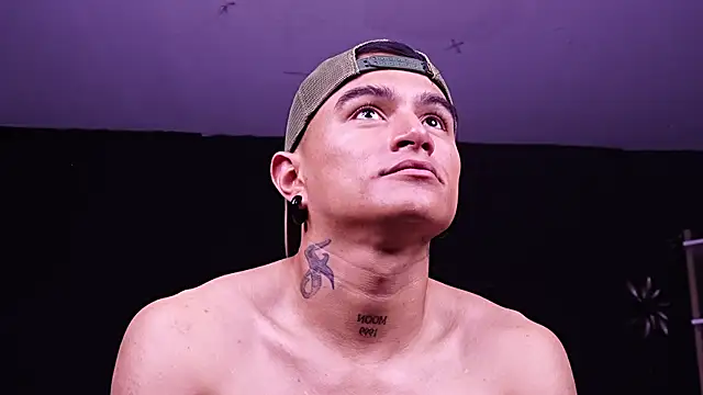 LiamDeep webcam