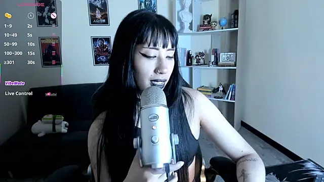Ravenelle_ webcam