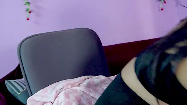 sexyhoney27 webcam