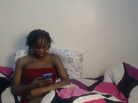 Prettypixxiee webcam
