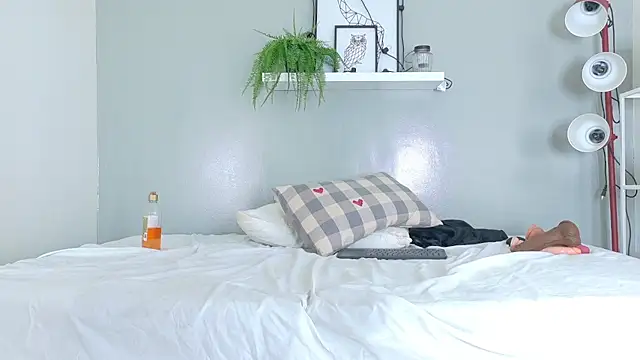 SeleneGibson__ webcam