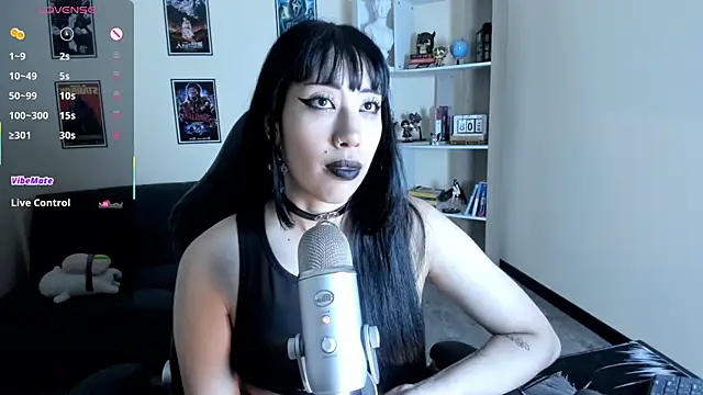 Ravenelle_ webcam
