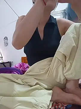 Linda-yiyi webcam