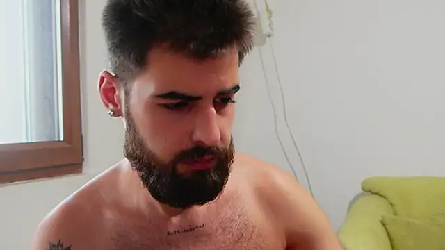 HairyRobxxx webcam