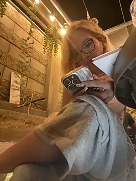 SweetBunnyGF webcam
