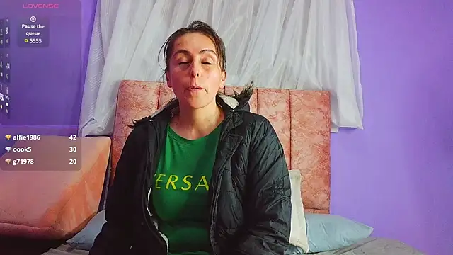 Ava_Raye webcam