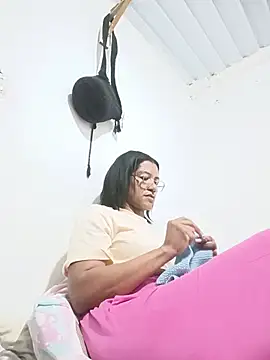 Bigassmommy_x webcam
