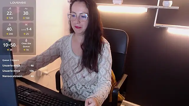 Lauryn_Jones webcam