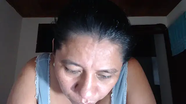 adrixxx38 webcam