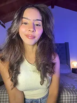rousecolins (F young) - caresses under my skirt