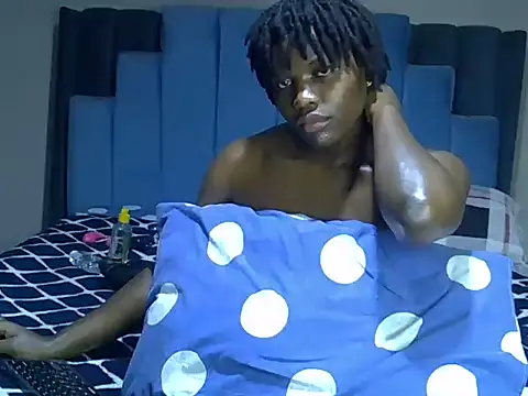 melanin_moon webcam