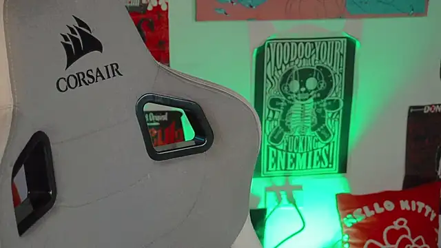 Deadly_Doll webcam