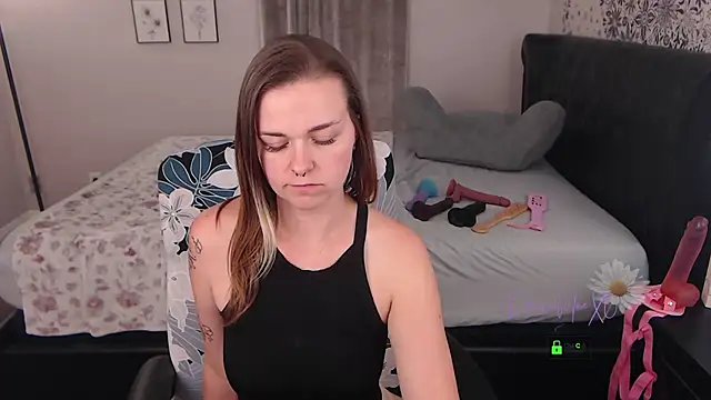 DaisieMaeXO webcam