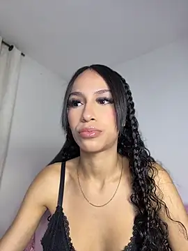 Miaa_love6969 webcam