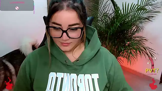 Lucia_star__ webcam