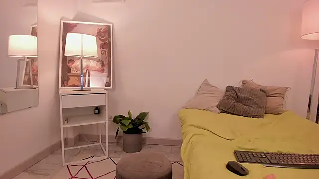 MIA_COLLLINS1 webcam