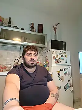 bear_skinny webcam