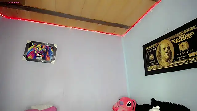Emily_Hornys20 webcam