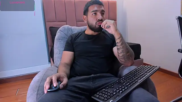 Massimo_Moretti webcam