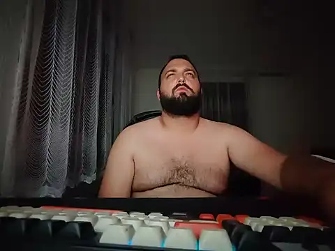 Horneymonster222 webcam