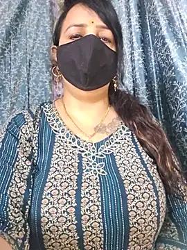 cute-tanvi webcam