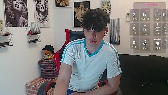 Oliverboy- live cam on StripChat