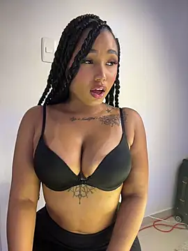 TianaaJackson webcam