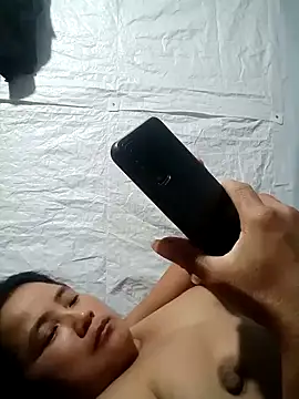 BigAss-69 webcam