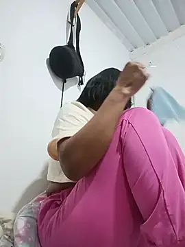Bigassmommy_x webcam