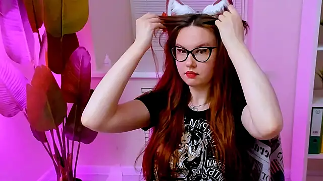 CarolGiggly webcam