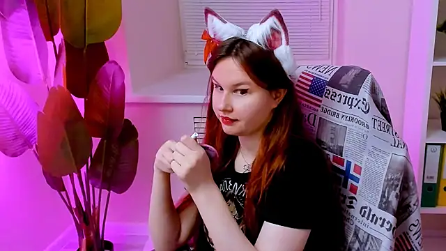CarolGiggly webcam