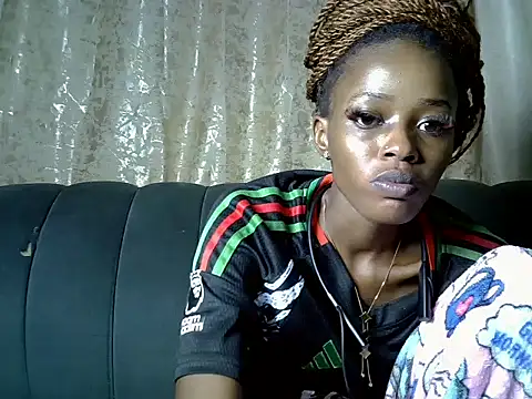 Prettybunnyy webcam