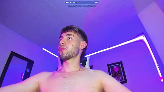 YourGirlfriendsFavorite webcam