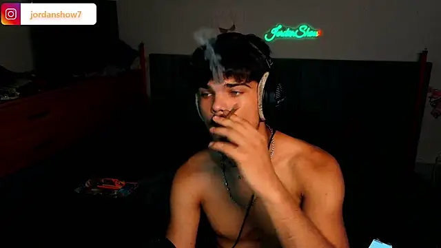 JordanShow webcam