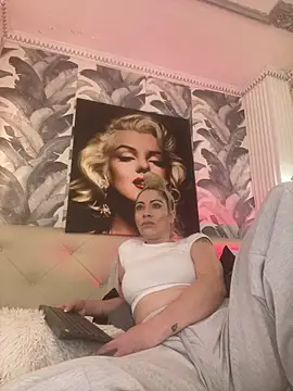 viktoria_davis_ webcam
