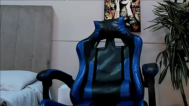 roan_birkin webcam