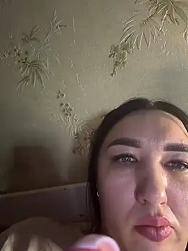 Naughtbaby_2025 webcam