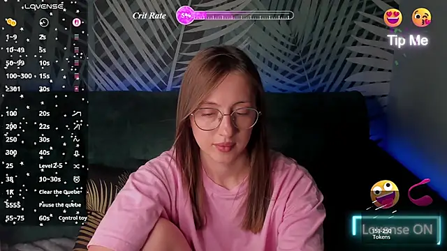 ChristyCrayme webcam