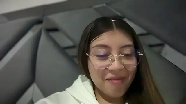 Sara-cooper2 webcam