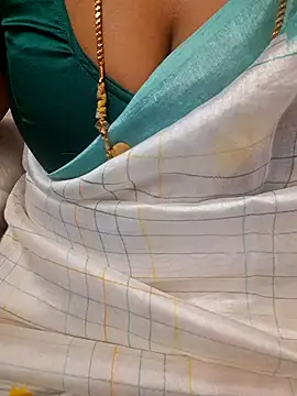 Tamil_Ammani webcam
