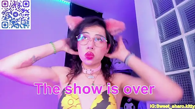 Sweet-SharoKitty webcam