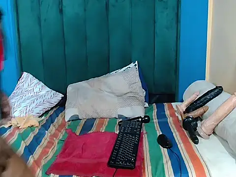 DARKTEMPTATION46XX webcam