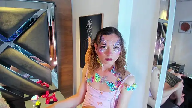 Seraphine_Nyx webcam