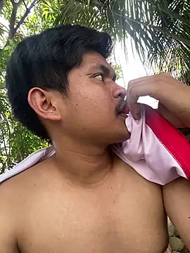 Wildest_asian webcam