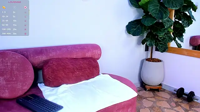 Travis_lenox_ webcam