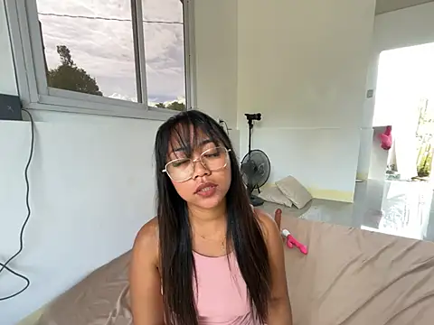Juliet_official_pro webcam