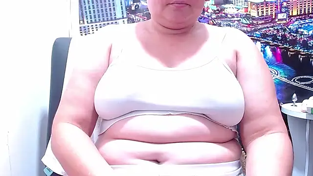 tila_nastyy webcam
