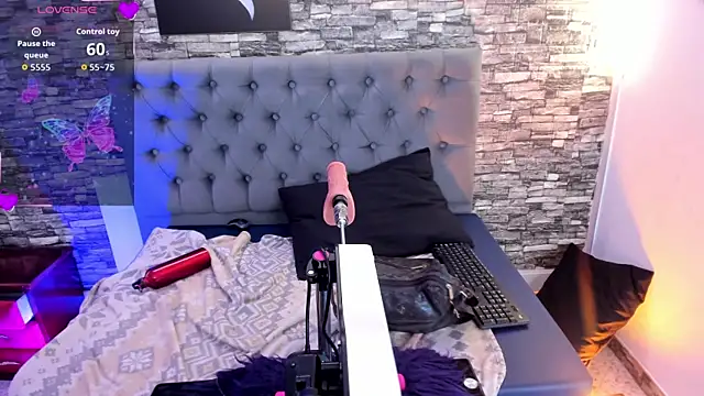 AngeliqueGirard webcam