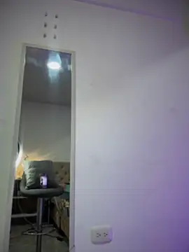 Sarahballiston_ webcam