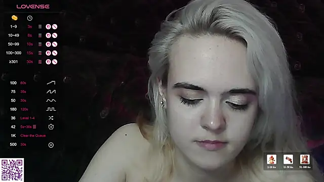 Oxcy_Secret live cam on StripChat